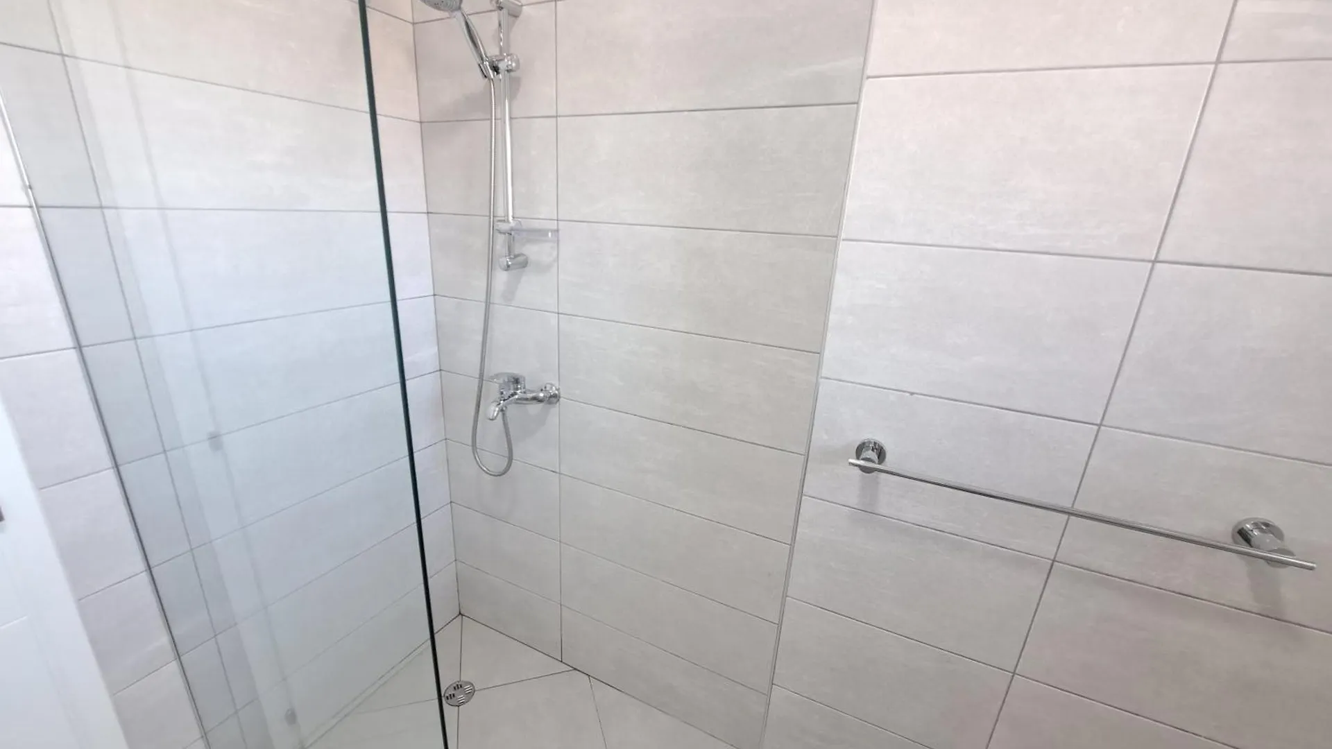 Pazari Luxury Central Apartment Tirana Albania
